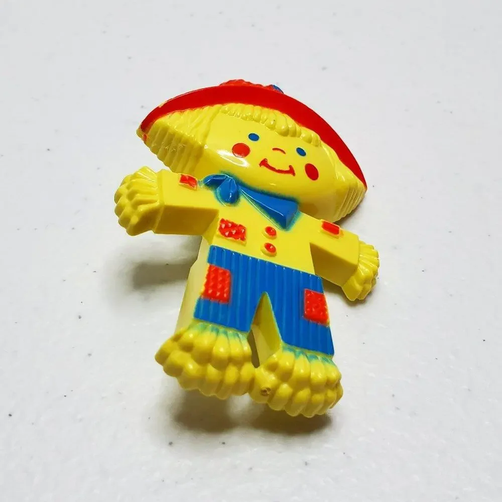 Avon Peter Patches Scarecrow Pin Pal Brooch Collectible Pin